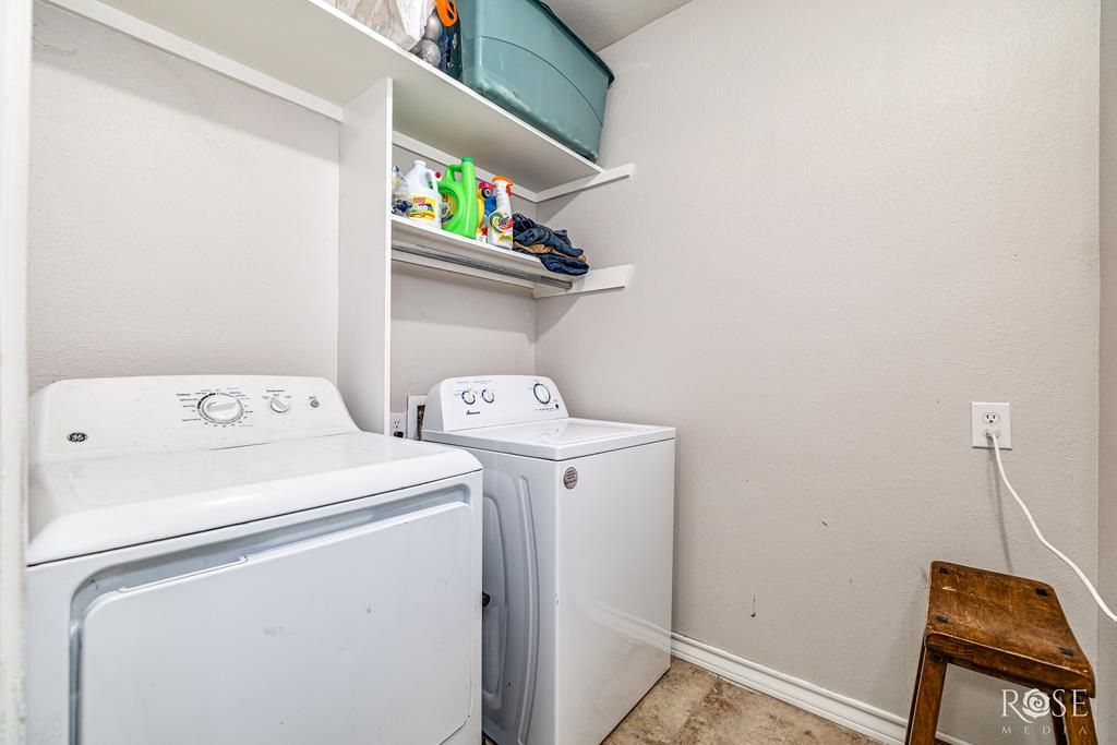 Image 20 of property listing at 330 Windham St, San Angelo, TX 76903