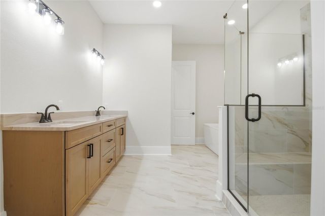 1413 BAYSHORE BOULEVARD 11, Dunedin, FL 34698