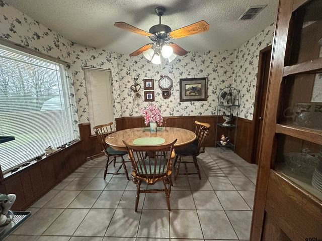 1305 Alameda St., Jacksonville, TX 75766