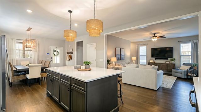 601 Evans Dr, Tullahoma, TN 37388