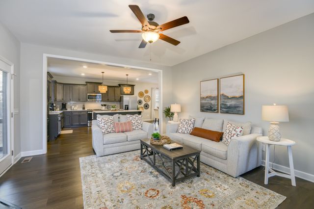 601 Evans Dr, Tullahoma, TN 37388