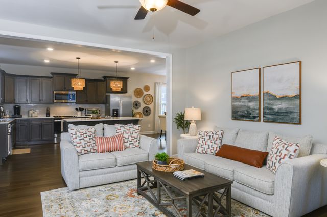 601 Evans Dr, Tullahoma, TN 37388