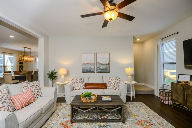 601 Evans Dr, Tullahoma, TN 37388