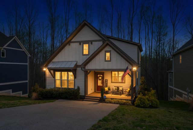 601 Evans Dr, Tullahoma, TN 37388