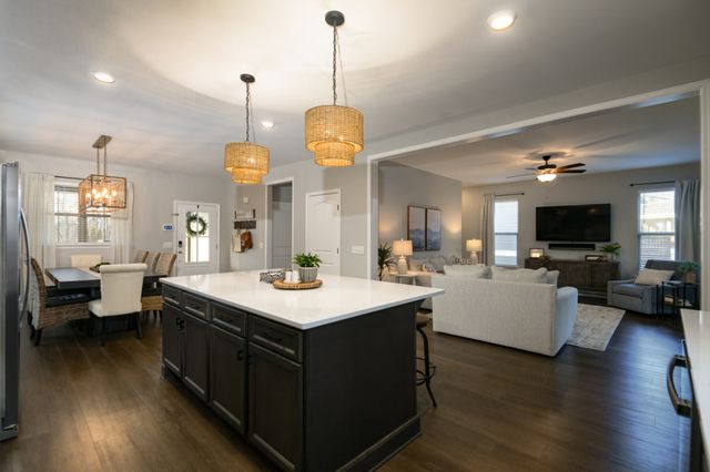 601 Evans Dr, Tullahoma, TN 37388