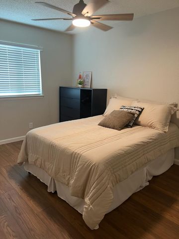 2401 Manor St RD 118, Austin, TX 78722