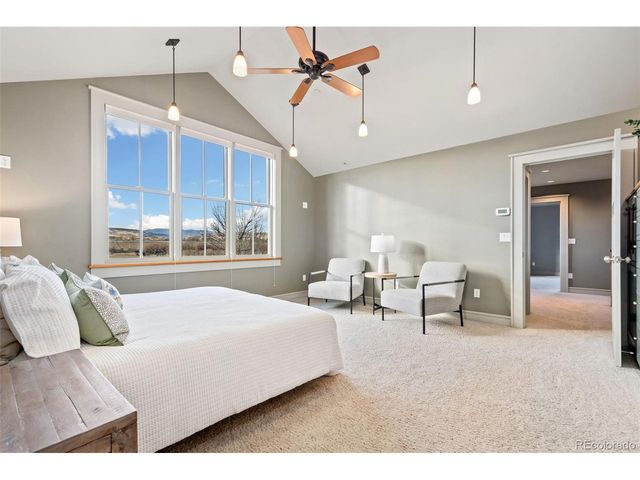 14754 Creekside Ln, Longmont, CO 80503