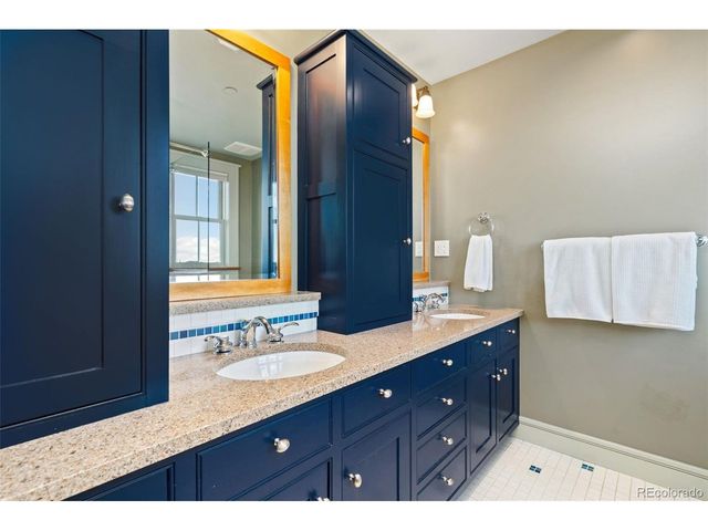 14754 Creekside Ln, Longmont, CO 80503