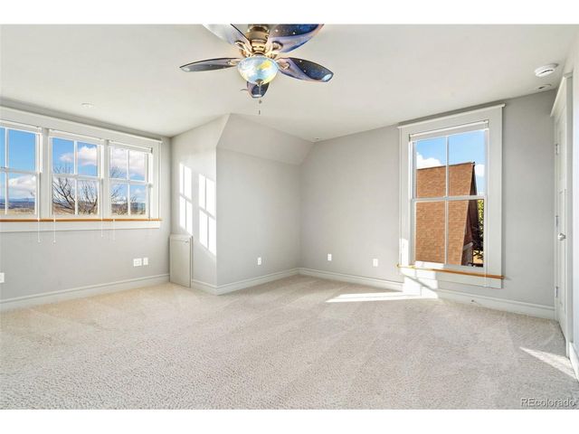 14754 Creekside Ln, Longmont, CO 80503