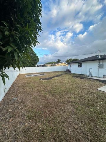 2041 NW 190th Ter, Miami Gardens, FL 33056