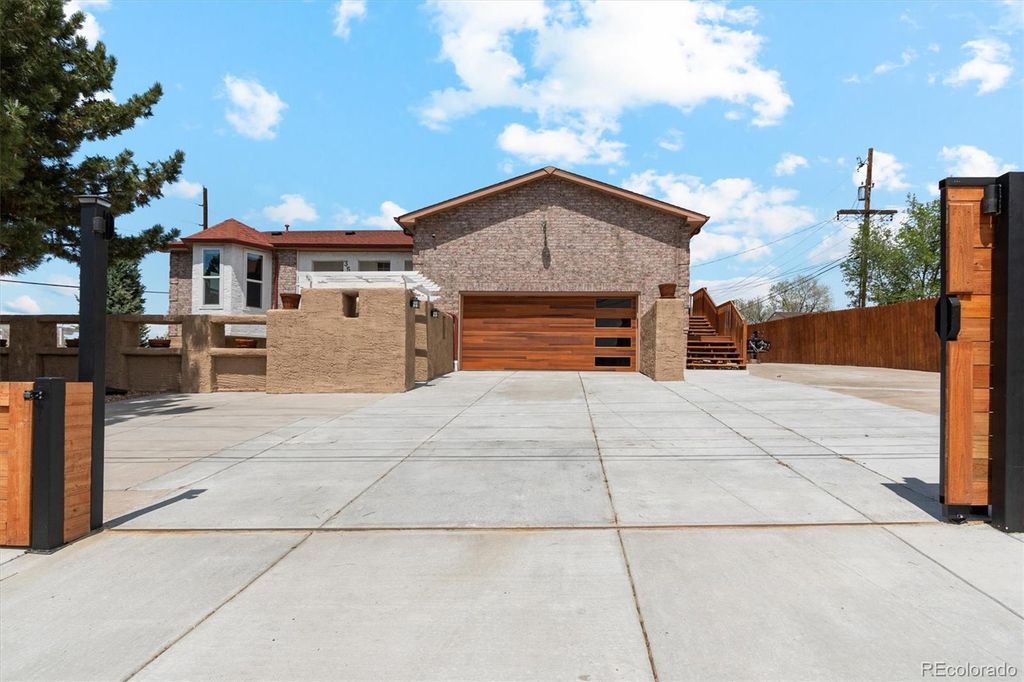 3595 W 67th Avenue, Denver, CO 80221