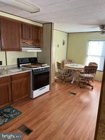 33950 CAMELIA DR, Lewes, DE 19958