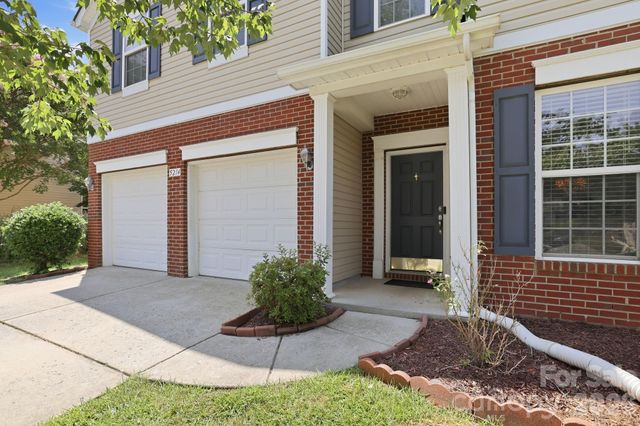 5214 Coffeeberry Lane, Charlotte, NC 28227