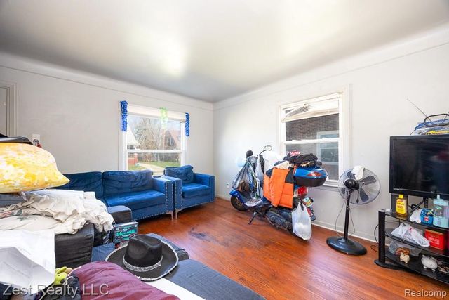 11240 GLENFIELD Street, Detroit, MI 48213