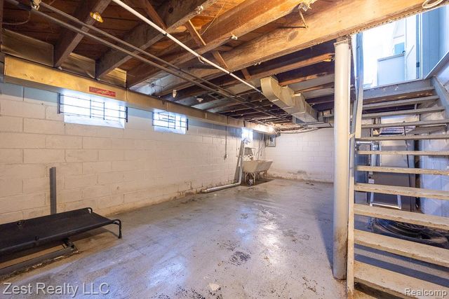 11240 GLENFIELD Street, Detroit, MI 48213