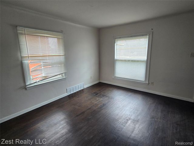 11240 GLENFIELD Street, Detroit, MI 48213