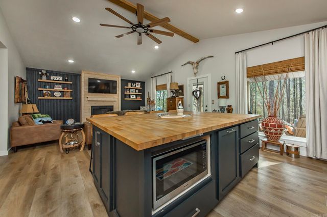 184 Guffey Lane, Shirley, AR 72153