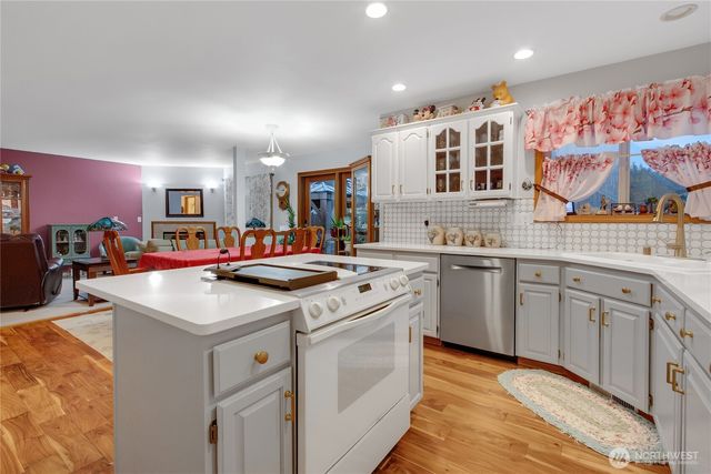 2915 Stirling Court SE, Olympia, WA 98501