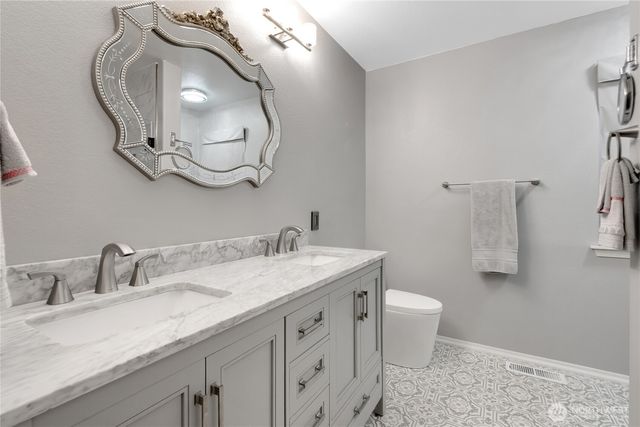 2915 Stirling Court SE, Olympia, WA 98501