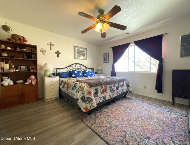 1201 Spruce St, Sandpoint, ID 83864