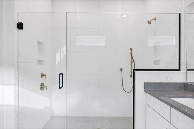 17920 PALMISTE DRIVE, Bradenton, FL 34202