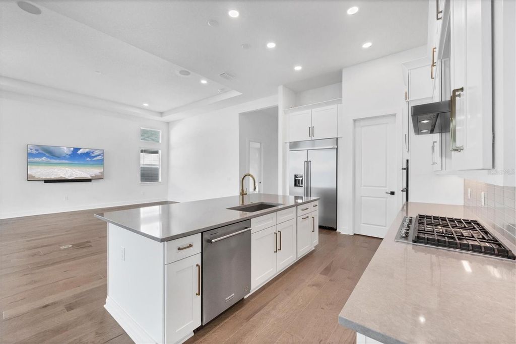 Image 18 of property listing at 17920 PALMISTE DRIVE, Bradenton, FL 34202