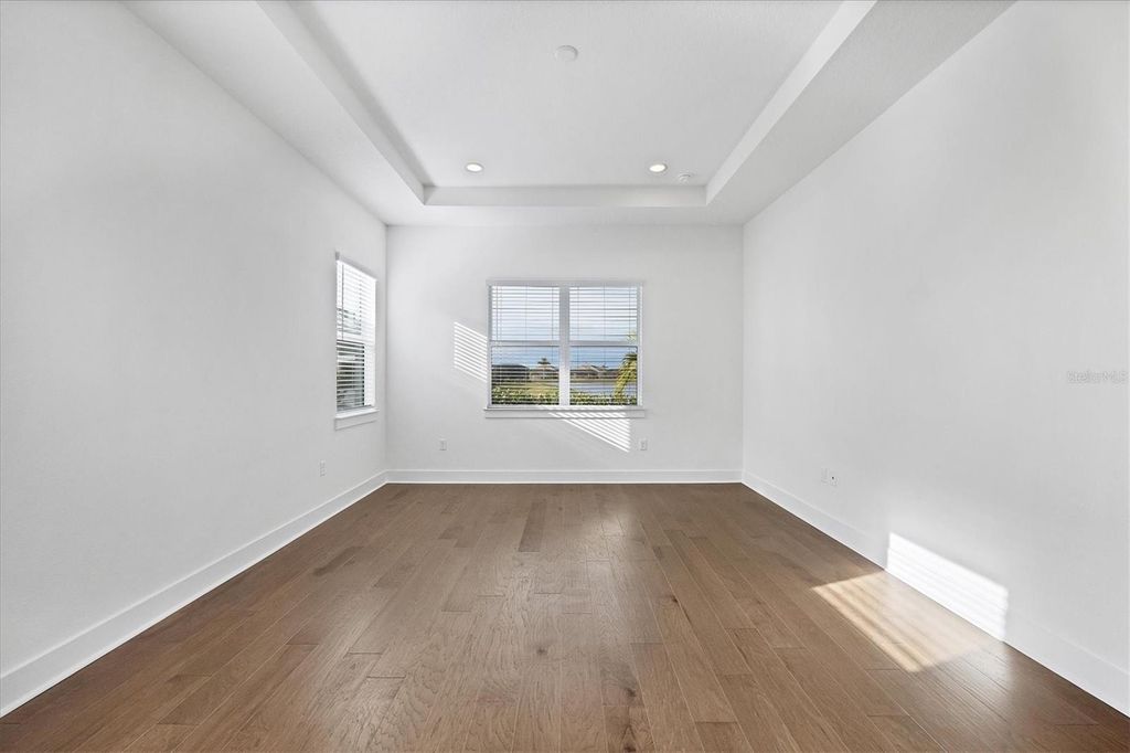 Image 25 of property listing at 17920 PALMISTE DRIVE, Bradenton, FL 34202