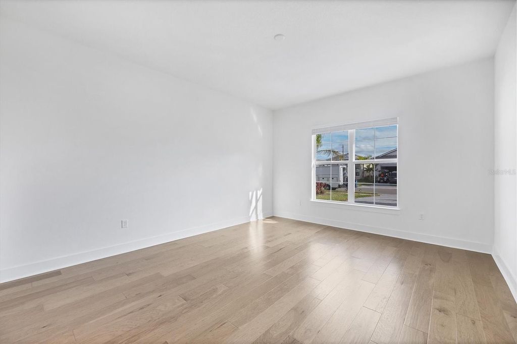 Image 28 of property listing at 17920 PALMISTE DRIVE, Bradenton, FL 34202