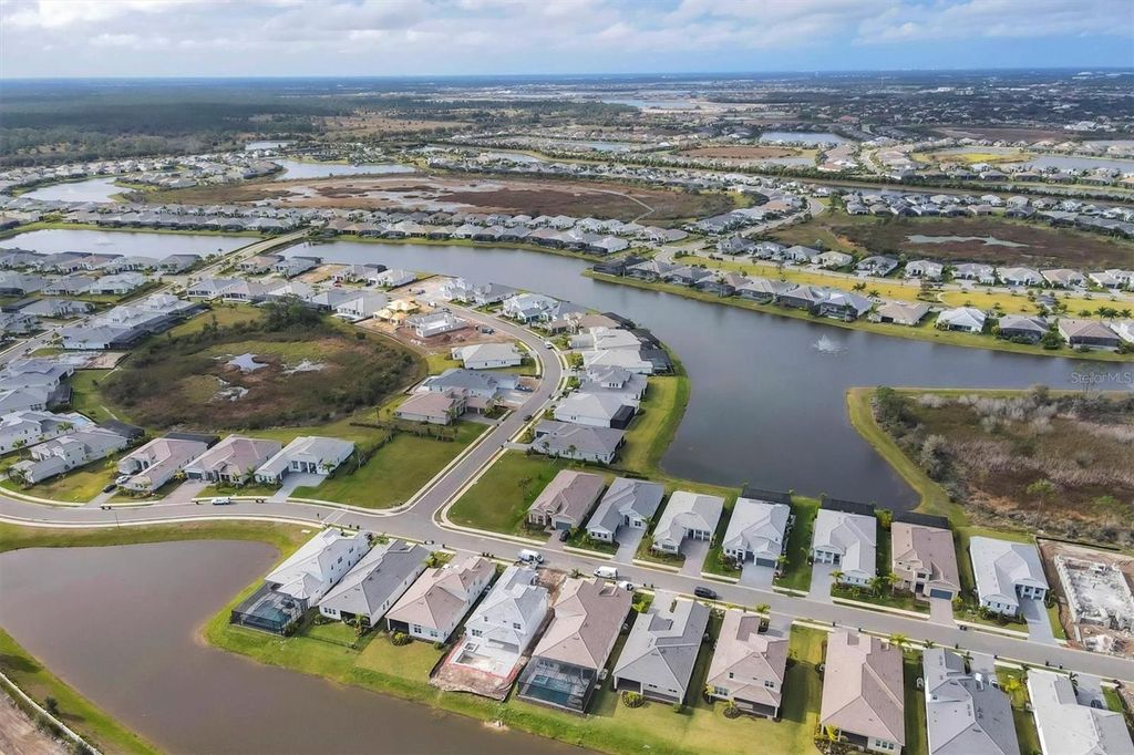 Image 49 of property listing at 17920 PALMISTE DRIVE, Bradenton, FL 34202