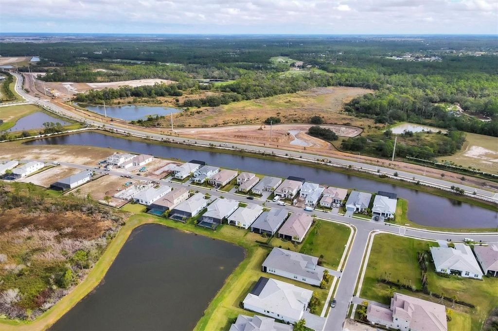 Image 52 of property listing at 17920 PALMISTE DRIVE, Bradenton, FL 34202