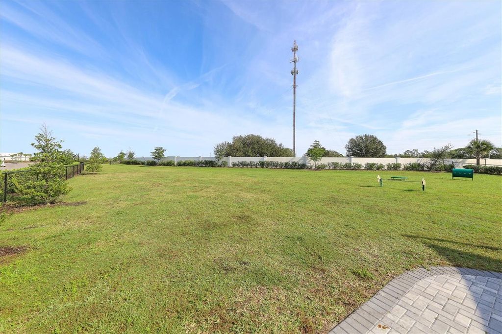 Image 66 of property listing at 17920 PALMISTE DRIVE, Bradenton, FL 34202