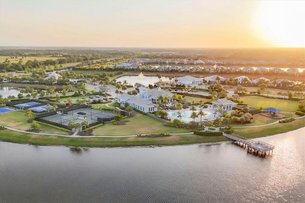 Image 68 of property listing at 17920 PALMISTE DRIVE, Bradenton, FL 34202