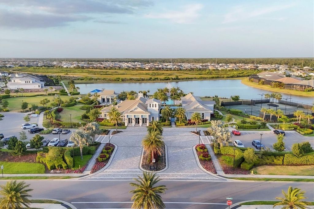 Image 74 of property listing at 17920 PALMISTE DRIVE, Bradenton, FL 34202