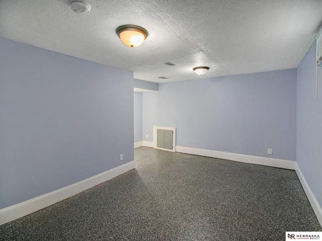 735 S 21st Street, Lincoln, NE 68510