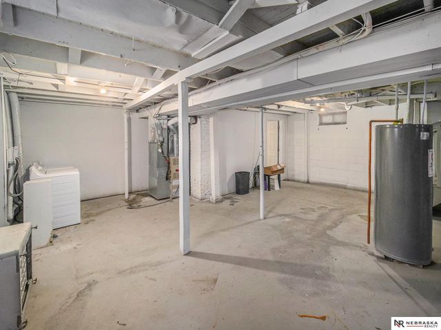 735 S 21st Street, Lincoln, NE 68510