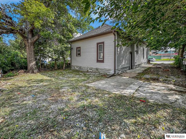 735 S 21st Street, Lincoln, NE 68510