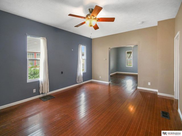 735 S 21st Street, Lincoln, NE 68510