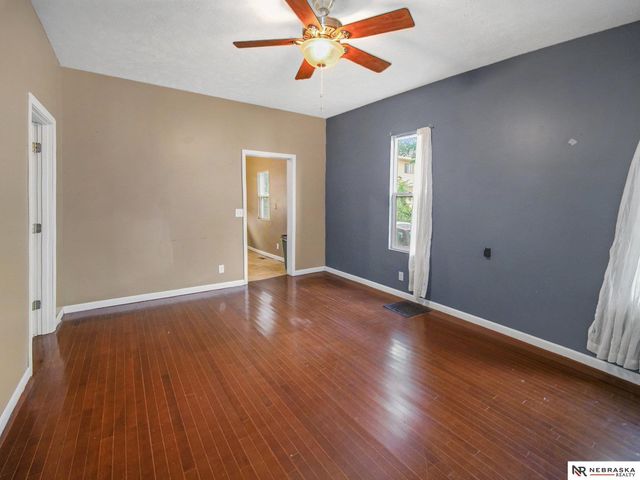 735 S 21st Street, Lincoln, NE 68510