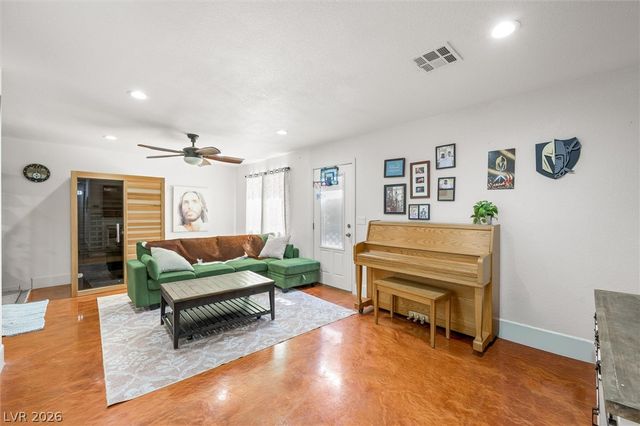 4709 West San Miguel Avenue, North Las Vegas, NV 89032