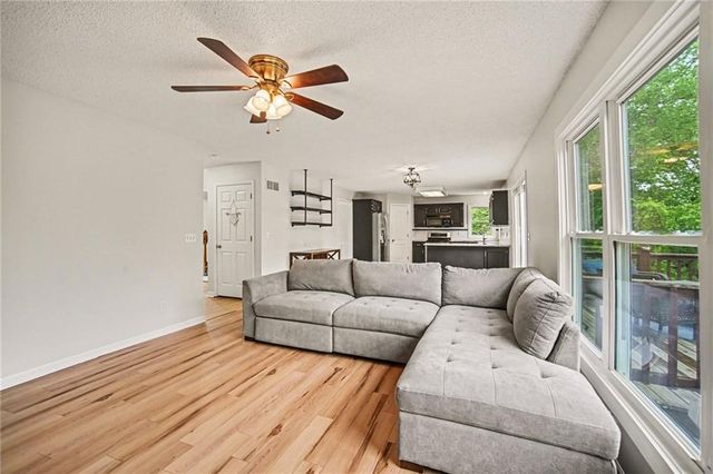 1549 Chauncey Avenue, Liberty, MO 64068