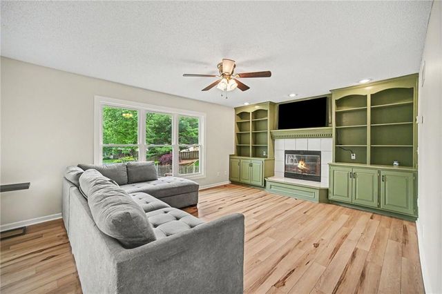 1549 Chauncey Avenue, Liberty, MO 64068