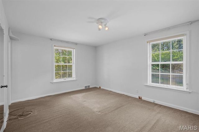 8312 Old Bonhomme Road, University City, MO 63132