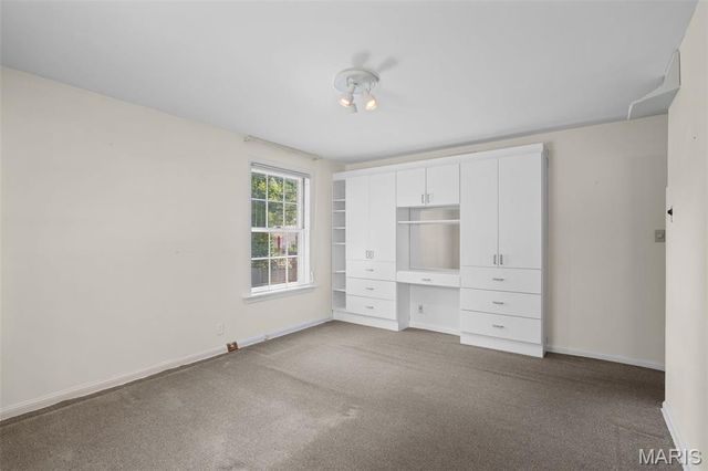 8312 Old Bonhomme Road, University City, MO 63132