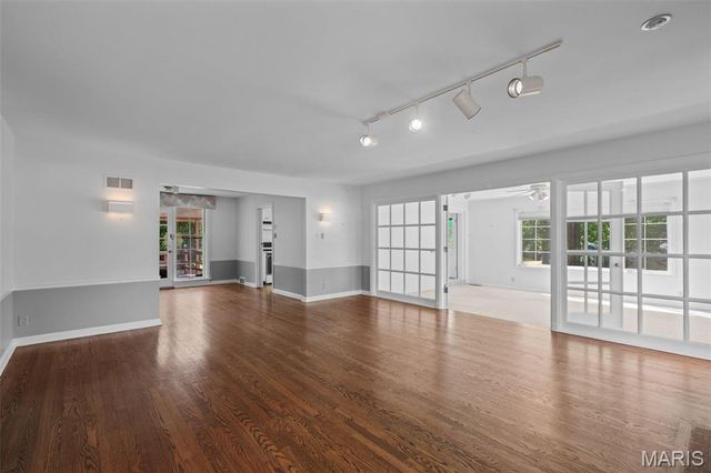 8312 Old Bonhomme Road, University City, MO 63132