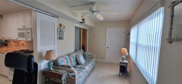 10035 63RD AVENUE N 3, St Petersburg, FL 33708