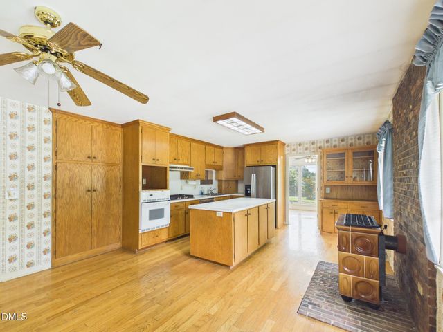 501 N Churton Street, Hillsborough, NC 27278