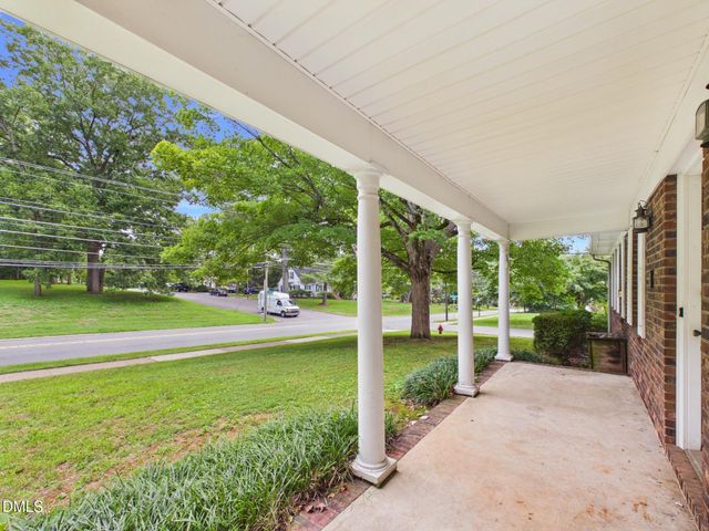 501 N Churton Street, Hillsborough, NC 27278