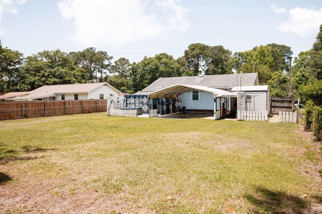 223 Farm Road, Goose Creek, SC 29445
