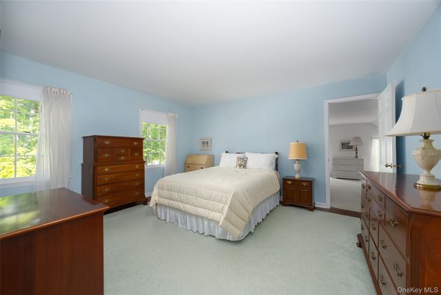 162 Shadblow Lane, Clinton Corners, NY 12514
