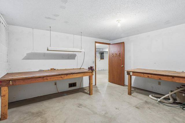 601 E 103rd Street, Bloomington, MN 55420